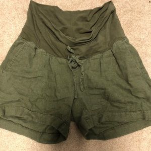 Maternity shorts